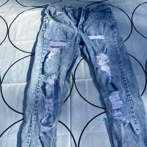 Wild Fable Light Blue High Rise Distressed Mom Jeans (Size 00)